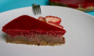 Strawberry Cacao ‘Cheeze’ Cake | Raw & Vegan